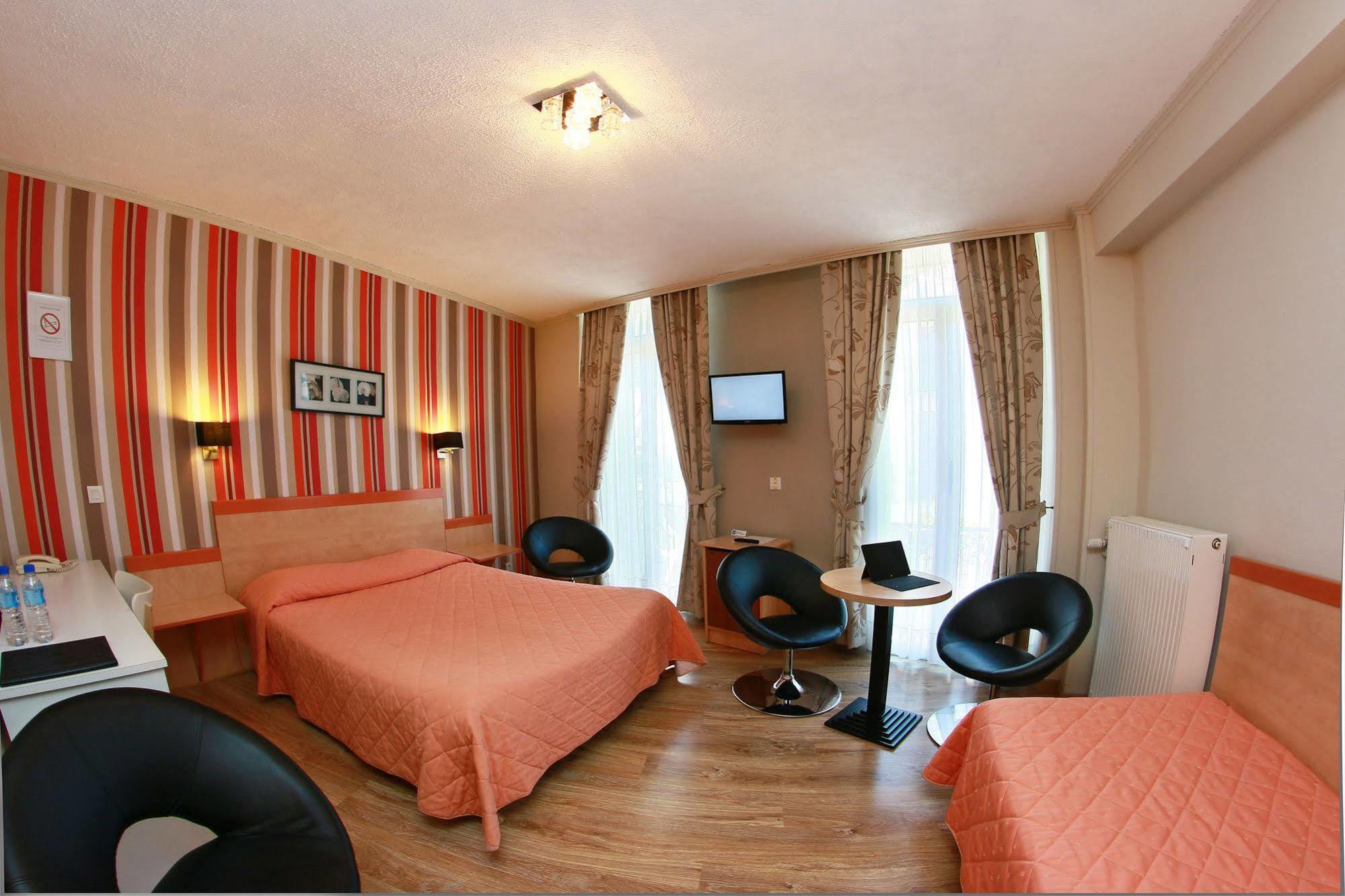 Hotel Panoramic Bagnères-de-Luchon 외부 사진
